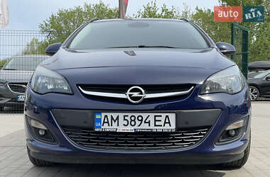 Универсал Opel Astra 2015 в 
