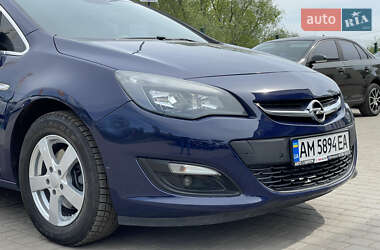 Универсал Opel Astra 2015 в 