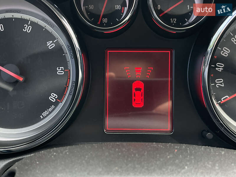 Универсал Opel Astra 2015 в Бердичеве