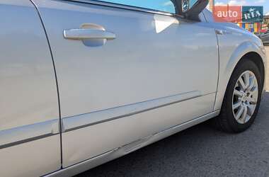 Універсал Opel Astra 2004 в 