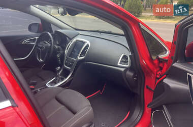Универсал Opel Astra 2010 в 
