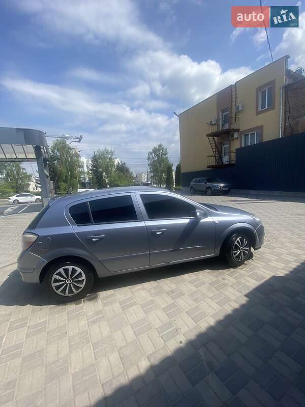 Хэтчбек Opel Astra 2006 в Хмельницком