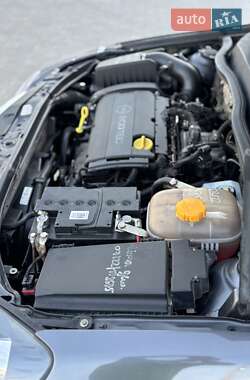 Универсал Opel Astra 2010 в 