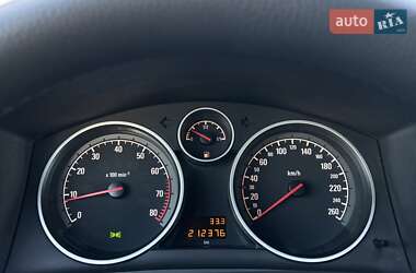 Универсал Opel Astra 2010 в 