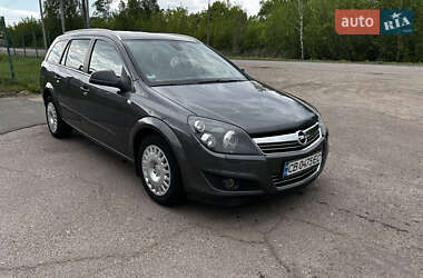 Універсал Opel Astra 2010 в Прилуках