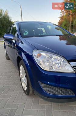 Універсал Opel Astra 2008 в 