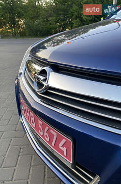 Універсал Opel Astra 2008 в 