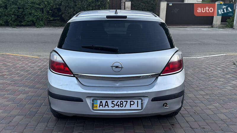 Хетчбек Opel Astra 2005 в Києві