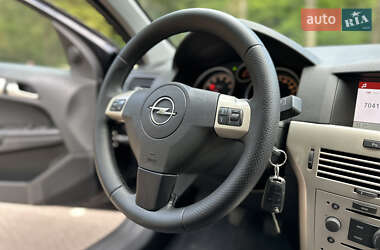 Універсал Opel Astra 2009 в 
