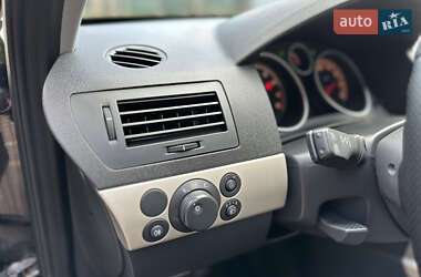 Універсал Opel Astra 2009 в 