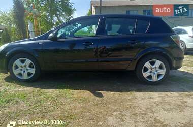 Хетчбек Opel Astra 2009 в 