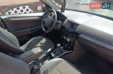 Универсал Opel Astra 2008 в 