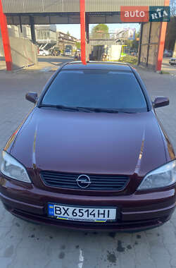 Хетчбек Opel Astra 2002 в 