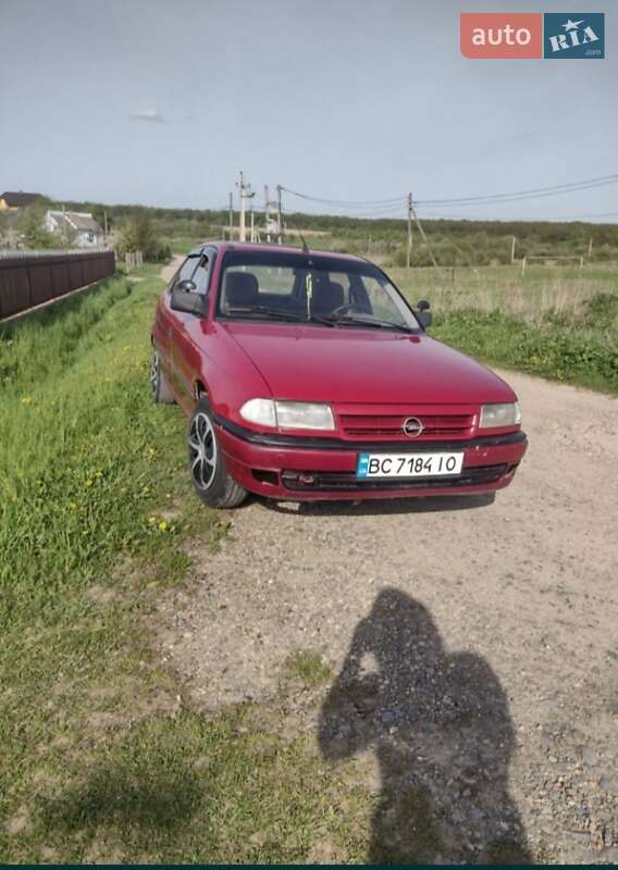 Хетчбек Opel Astra 1993 в Самборі