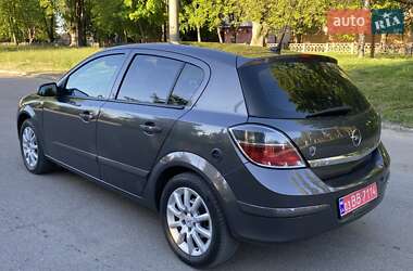 Хетчбек Opel Astra 2008 в 