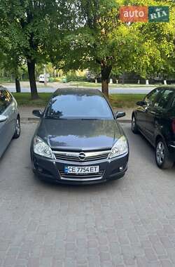 Седан Opel Astra 2008 в Чернівцях