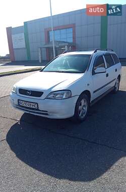 Універсал Opel Astra 2001 в Виноградові
