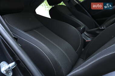 Універсал Opel Astra 2014 в 