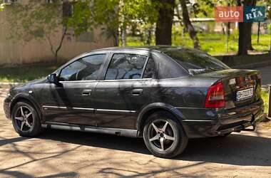 Седан Opel Astra 2008 в 