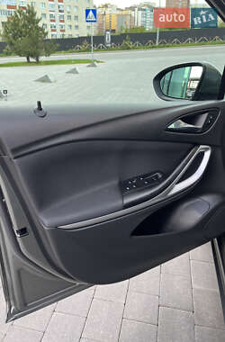 Универсал Opel Astra 2018 в 