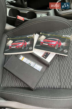 Универсал Opel Astra 2018 в 