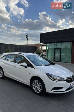 Універсал Opel Astra 2019 в 