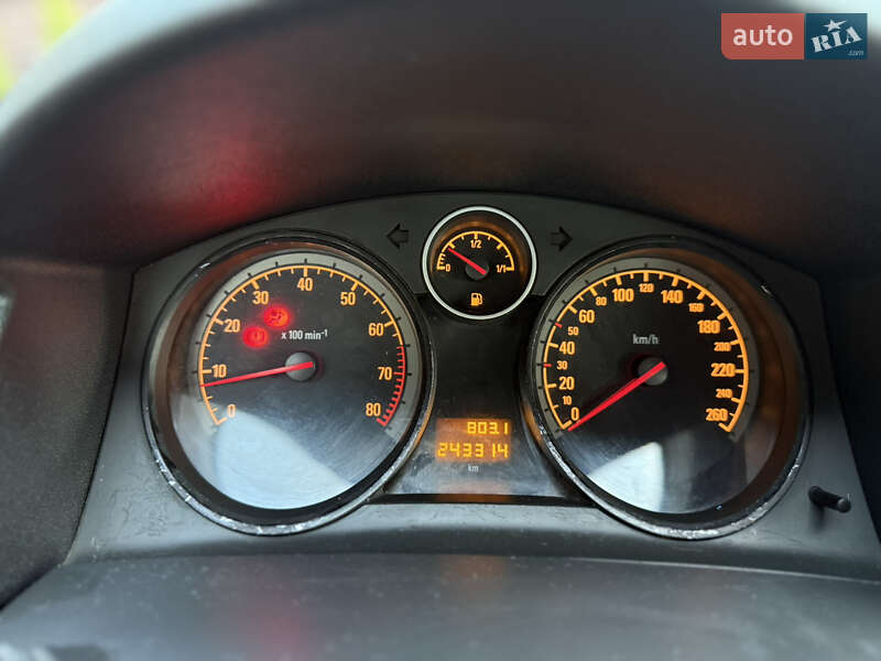 Универсал Opel Astra 2009 в Борисполе