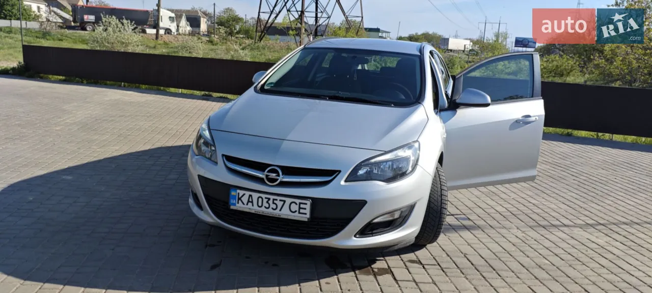 2011 Opel Astra - мініатюра 10