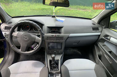 Універсал Opel Astra 2006 в 