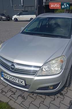 Універсал Opel Astra 2008 в Зборові
