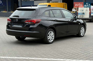 Универсал Opel Astra 2017 в 