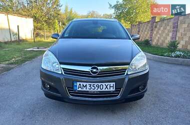 Универсал Opel Astra 2009 в 