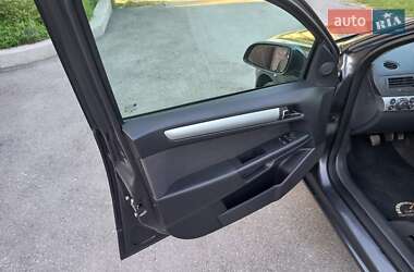 Универсал Opel Astra 2009 в 
