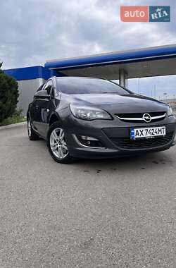 Универсал Opel Astra 2013 в Харькове