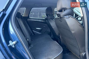 Универсал Opel Astra 2011 в 