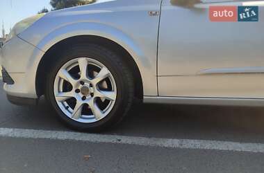 Кабриолет Opel Astra 2007 в 