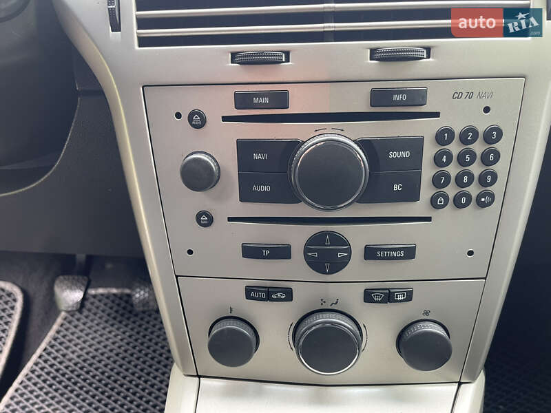 Універсал Opel Astra 2008 в Тернополі