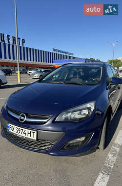Универсал Opel Astra 2015 в 