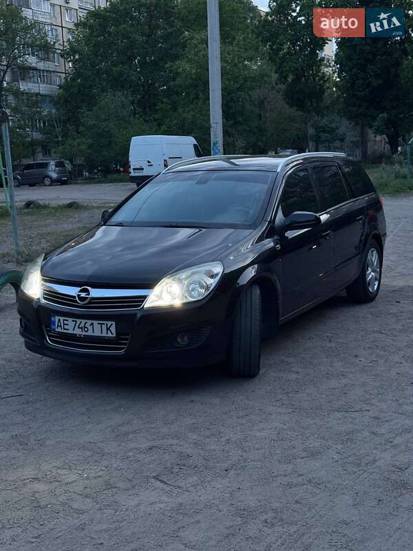 Opel Astra 2008