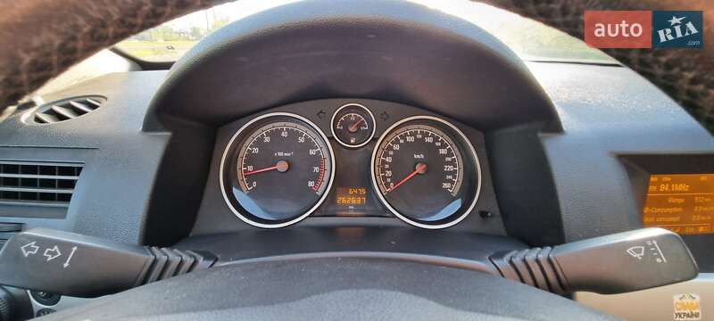 Хетчбек Opel Astra 2008 в Запоріжжі