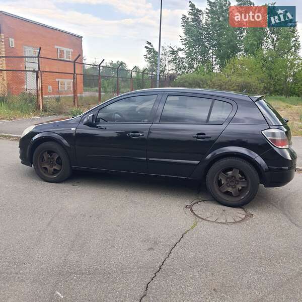 Хетчбек Opel Astra 2007 в Києві