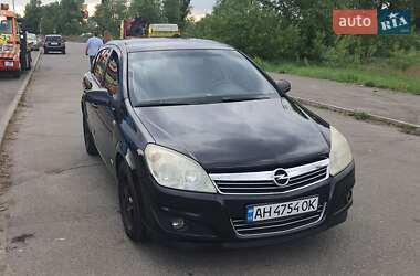 Хэтчбек Opel Astra 2007 в Киеве