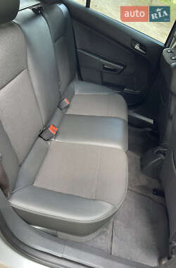 Универсал Opel Astra 2010 в 