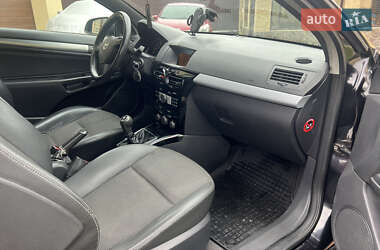 Хетчбек Opel Astra 2007 в 