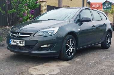 Універсал Opel Astra 2015 в Вінниці