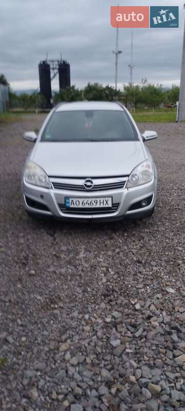 Универсал Opel Astra 2008 в 
