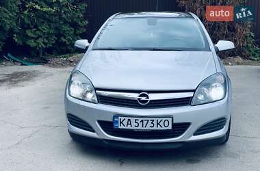 Хэтчбек Opel Astra 2007 в 
