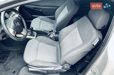 Хэтчбек Opel Astra 2007 в 