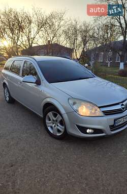 Универсал Opel Astra 2009 в 