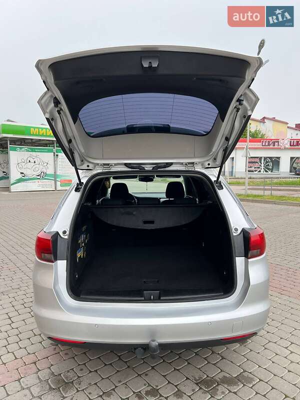 Универсал Opel Astra 2016 в Ланчине